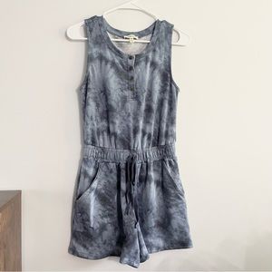 Como Blu Tie Dye Sleeveless Henley Romper Blue White Poly Spandex Blend XS
